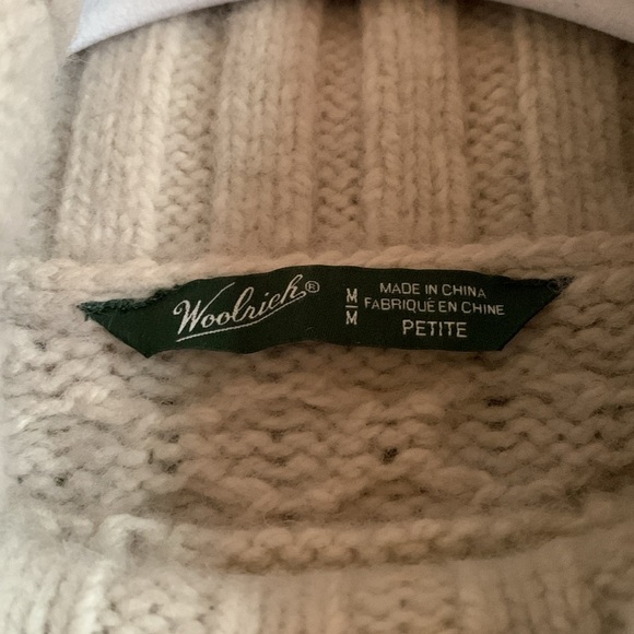 Woolrich Size M Petite Sweater Turtleneck Lambswool Beige Fall Winter Women’s - Picture 4 of 5